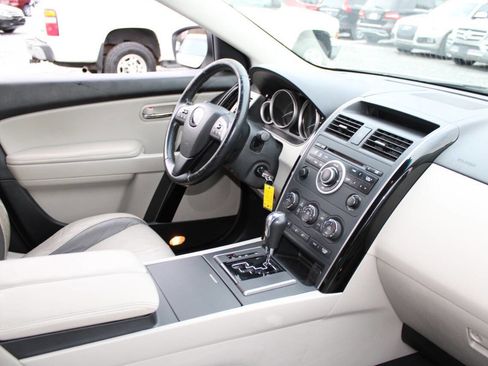 Used 2011 MAZDA CX-9 Touring image 12