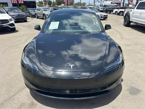 Used 2025 Tesla Model 3 Long Range RWD image 2