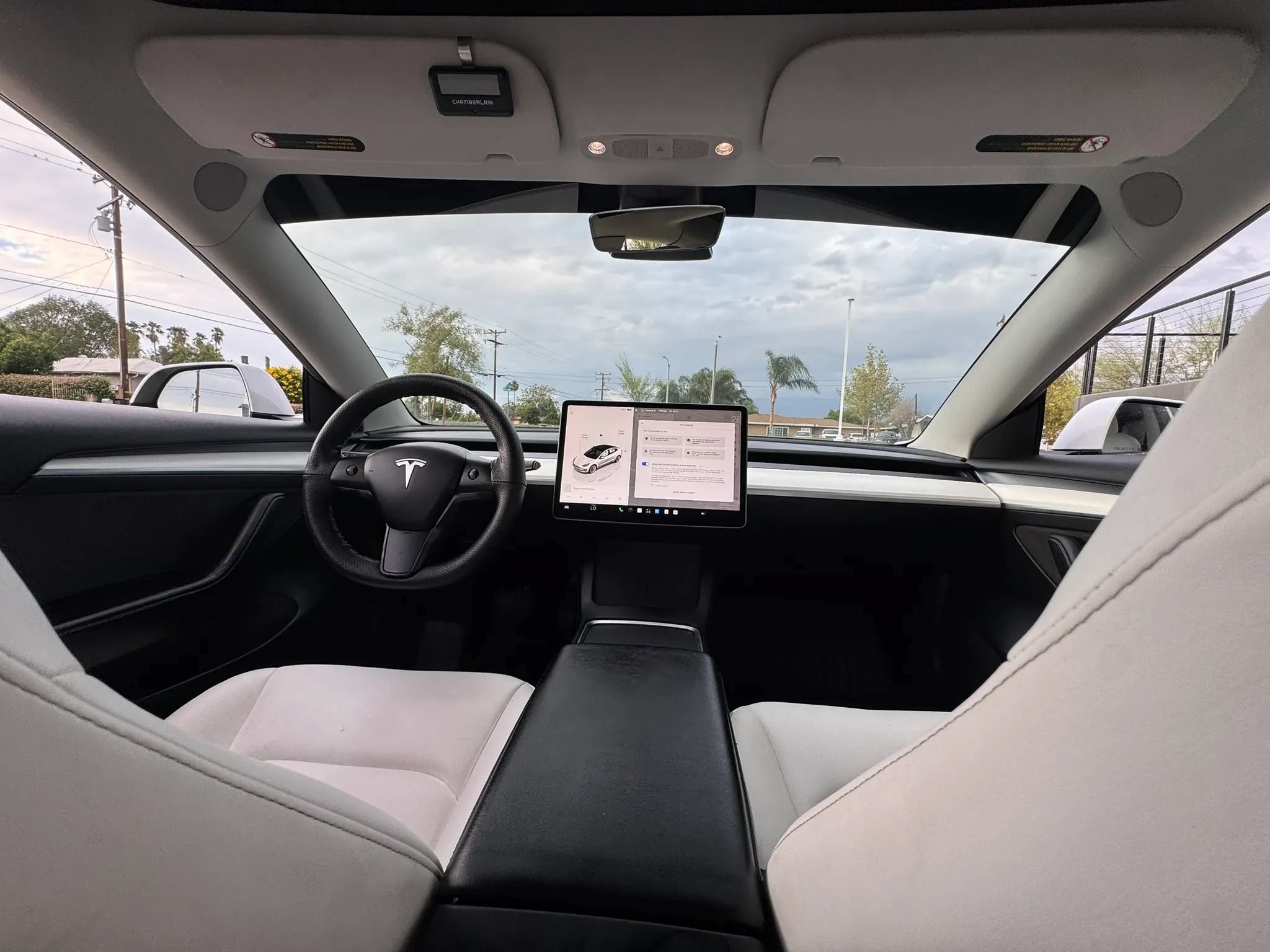 Used 2022 Tesla Model 3 Standard Range RWD image 17