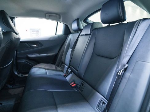 Used 2025 Toyota Prius XLE FWD image 35