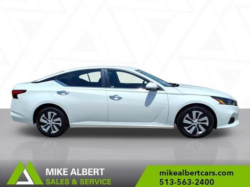 Used 2022 Nissan Altima 2.5 S FWD image 8