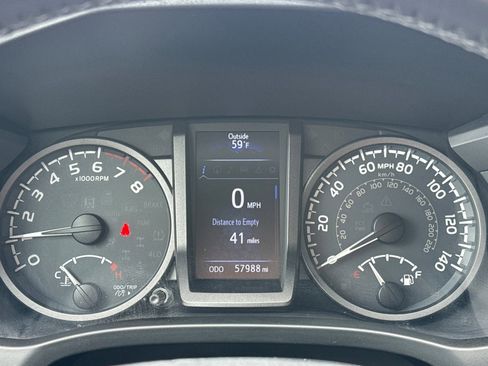 Used 2019 Toyota Tacoma TRD Off-Road w/ Technology Package AWD/4WD image 22