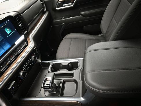 Used 2024 Chevrolet Silverado 1500 RST image 20