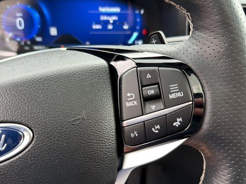 Used 2022 Ford Explorer ST w/ Equipment Group 401A AWD/4WD image 23