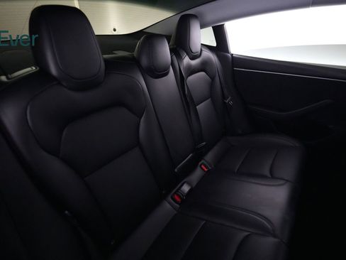 Used 2025 Tesla Model 3 Long Range image 5