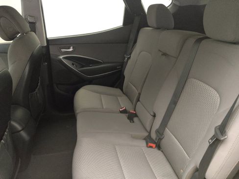 Used 2018 Hyundai Santa Fe Sport image 18