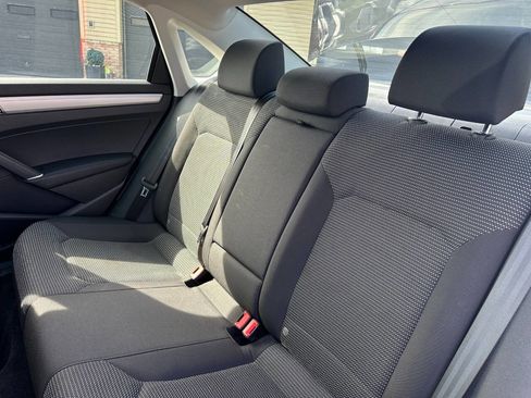 Used 2018 Volkswagen Passat 2.0T S image 25