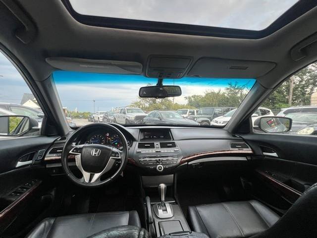 Used 2010 Honda Crosstour EX-L image 18