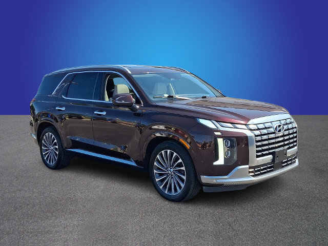 Used 2024 Hyundai Palisade Calligraphy AWD/4WD image 3