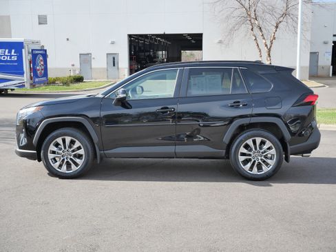 Used 2025 Toyota RAV4 XLE Premium w/ Weather Package image 4