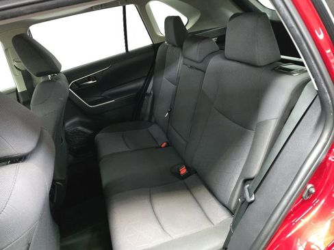 Used 2021 Toyota RAV4 XLE w/ Convenience Package AWD/4WD image 32