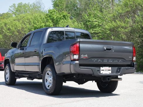 Used 2023 Toyota Tacoma SR image 4