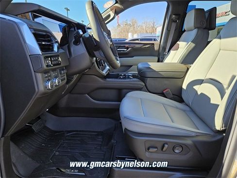 New 2026 GMC Yukon XL Elevation w/ Elevation Premium Package image 5