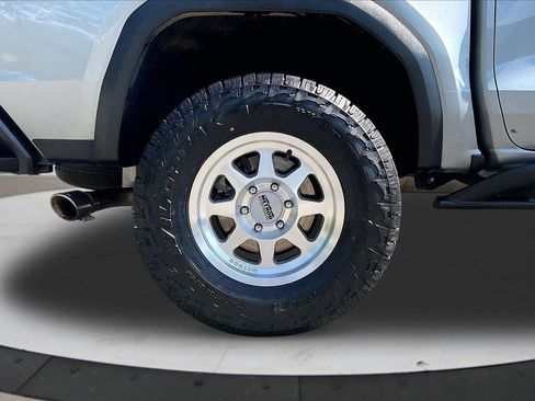 Used 2023 GMC Canyon AT4 w/ AT4 Premium Package AWD/4WD image 38