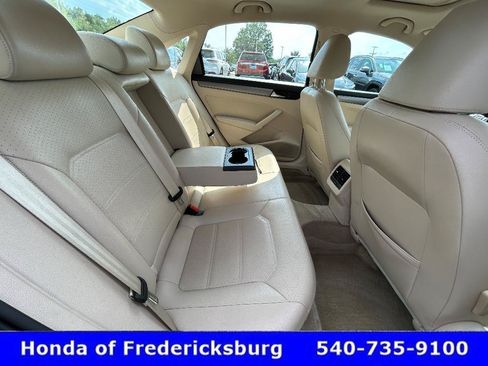 Used 2015 Volkswagen Passat TDI SE FWD image 26