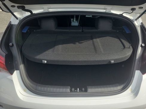 Used 2022 Hyundai Veloster N image 13