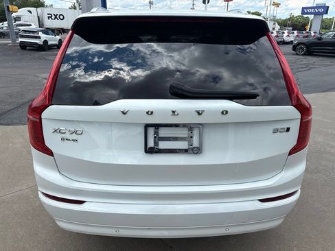 Certified 2023 Volvo XC90 B5 Core w/ Climate Package AWD/4WD image 8