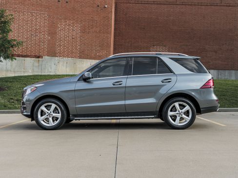 Used 2018 Mercedes-Benz GLE 350 4MATIC image 6