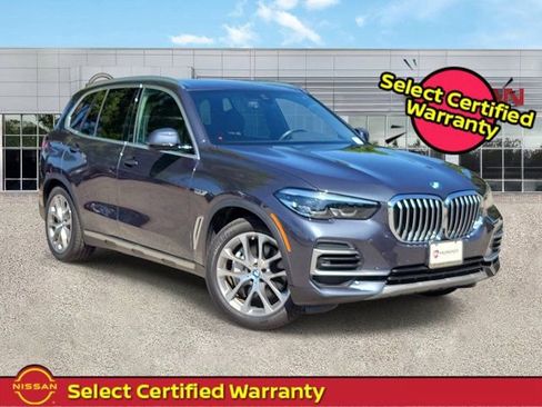 Used 2022 BMW X5 xDrive45e w/ Climate Comfort Package AWD/4WD image 1
