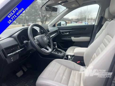 Used 2025 Honda CR-V EX-L image 9
