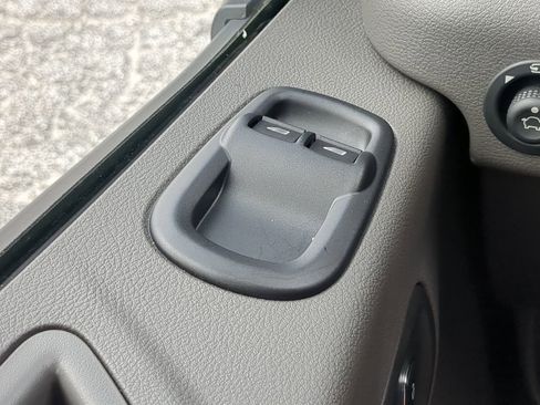 Used 2024 Ford Transit 350 XLT image 22