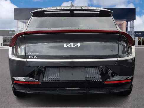 Certified 2022 Kia EV6 Wind w/ Wind Technology Package image 5