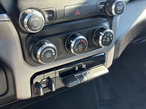 Used 2024 RAM 2500 Big Horn image 21