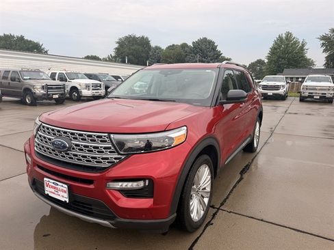 Used 2021 Ford Explorer Limited w/ Equipment Group 301A AWD/4WD image 16