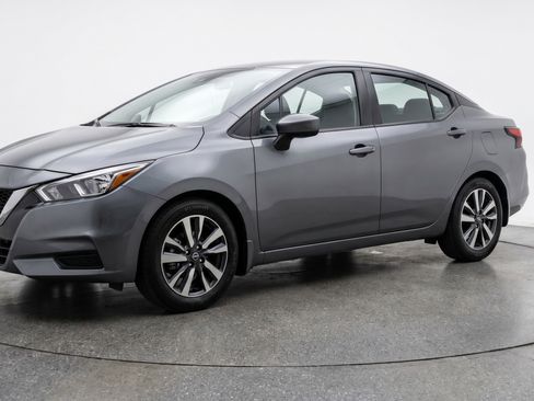 Used 2025 Nissan Versa SV FWD image 3