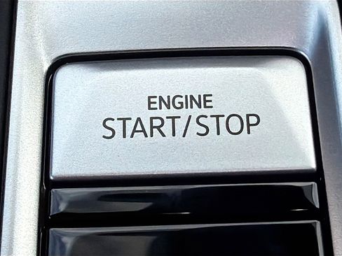 Used 2026 Volkswagen Atlas Cross Sport SE image 35