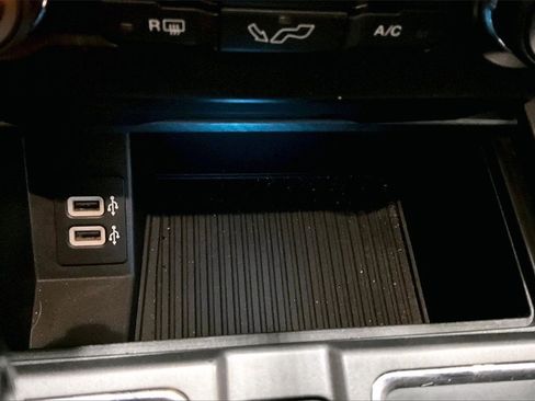 Used 2019 Ford F150 XLT w/ Equipment Group 302A Luxury image 17