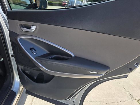 Used 2015 Hyundai Santa Fe Sport image 23