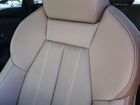 Used 2025 Audi Q5 Premium Plus AWD/4WD image 27