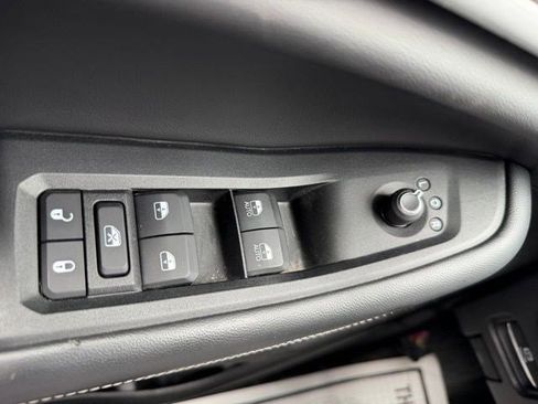 Used 2022 Jeep Grand Cherokee Limited AWD/4WD image 28