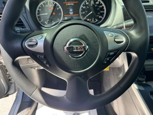 Used 2019 Nissan Sentra S FWD image 17