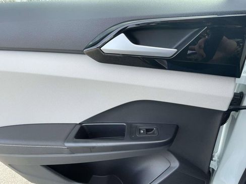 New 2026 Volkswagen Taos S AWD/4WD image 13