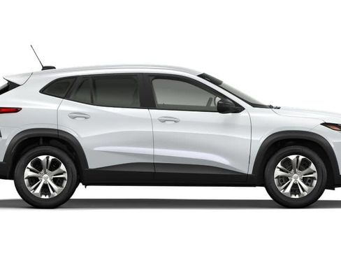 New 2026 Chevrolet Trax LS FWD image 29