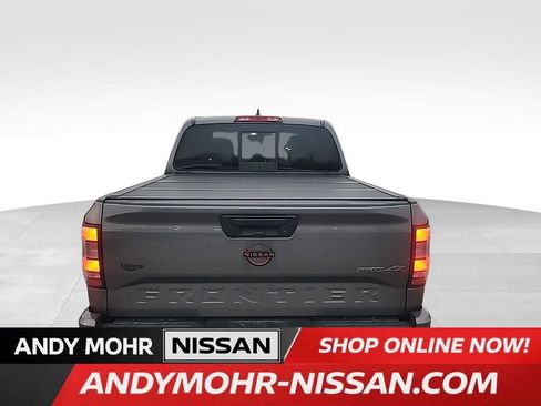 Used 2022 Nissan Frontier PRO-4X image 8
