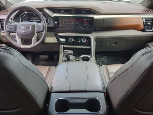 Used 2023 GMC Sierra 1500 Denali w/ Denali Reserve Package AWD/4WD image 16