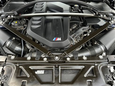 Used 2023 BMW M4 xDrive Competition image 57