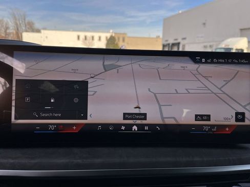 New 2026 BMW X6 xDrive40i w/ Climate Comfort Package image 18