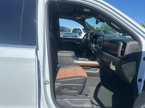 New 2026 Chevrolet Silverado 1500 High Country w/ Technology Package image 32