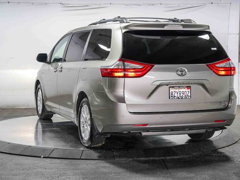 Used 2016 Toyota Sienna XLE w/ XLE Navigation Package AWD/4WD image 2