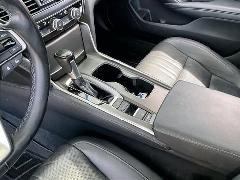 Used 2021 Honda Accord EX-L image 16