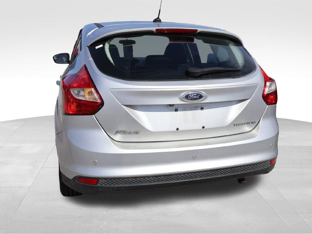 Used 2014 Ford Focus Titanium FWD image 20