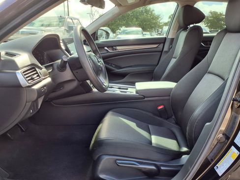 Certified 2020 Honda Accord LX image 17
