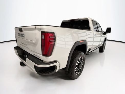 Certified 2024 GMC Sierra 2500 Denali Ultimate AWD/4WD image 7