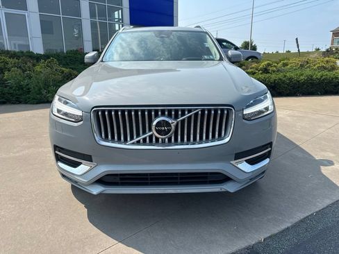 Used 2025 Volvo XC90 B6 Ultra w/ Protection Package Premier AWD/4WD image 2