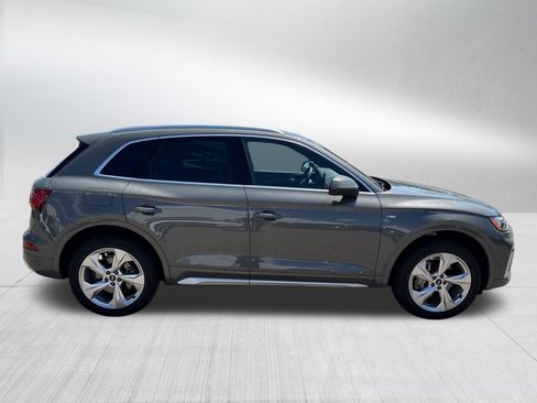 Used 2023 Audi Q5 2.0T Premium Plus w/ Premium Plus Package AWD/4WD image 8
