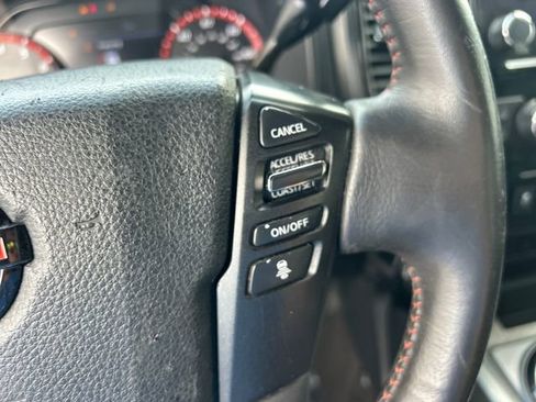 Used 2021 Nissan Titan PRO-4X w/ Pro-4x Convenience Package image 13